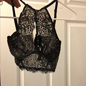 32 d long lined bra. Victoria secret